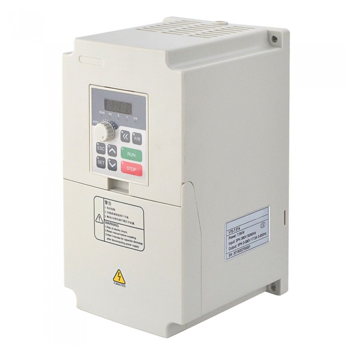 Motor de accionamiento de frecuencia variable 7,5KW 10HP 17,5A 380V VFD Inversor para control de velocidad del motor del husillo CNC