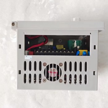 KTC-812 Controlador de Tensión Semiautomático 24 VCC 4 A para Control de Tensión Magnético de Partículas