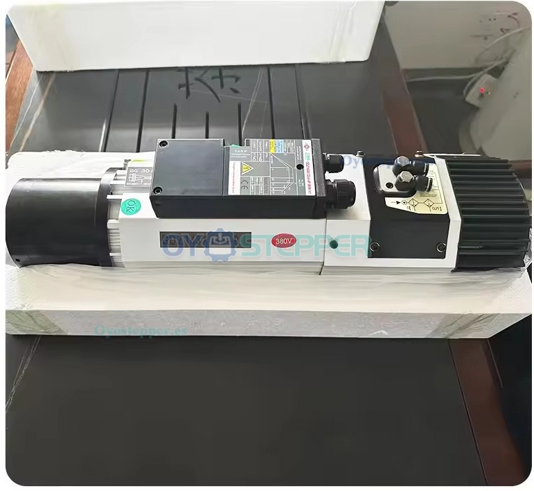 GDZ Husillo ATC CNC de 9kW BT30/ISO30 125mm 220V/380V refrigerado por aire